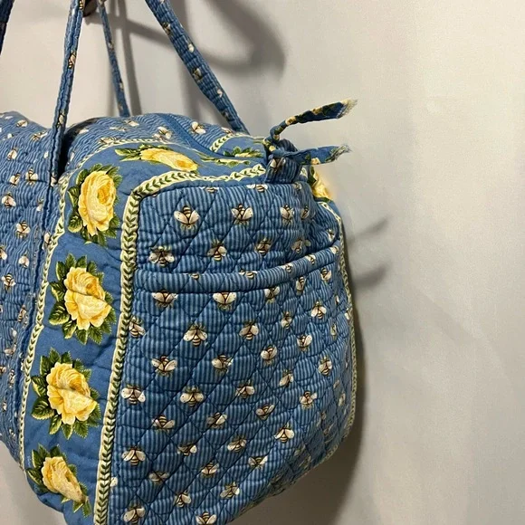 Vintage Vera Bradley Blue Floral Quilted Women's Bag - Picture 2 of 12
